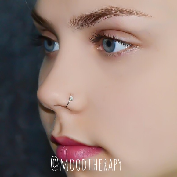 White fire opal fake nose ring faux lip hoop cheater cartilage piercing ear cuff - Picture 3 of 8